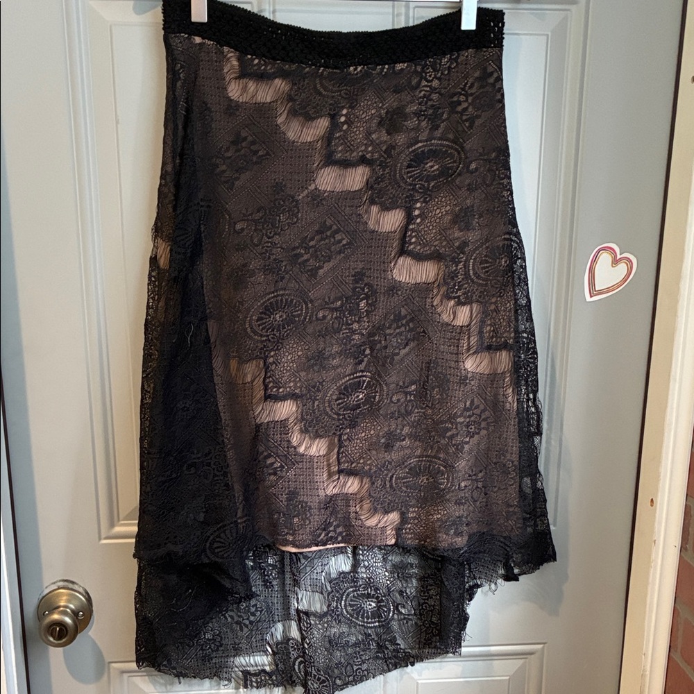 Chic Black Lace High-Low Skirt